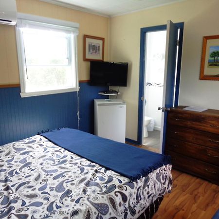 Motel Des Deux Lacs Waterloo ห้อง รูปภาพ